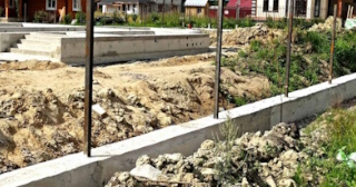 Фундамент под забор заказать в прохладном - заливка фундамента для забора | от 1565 за п.м.